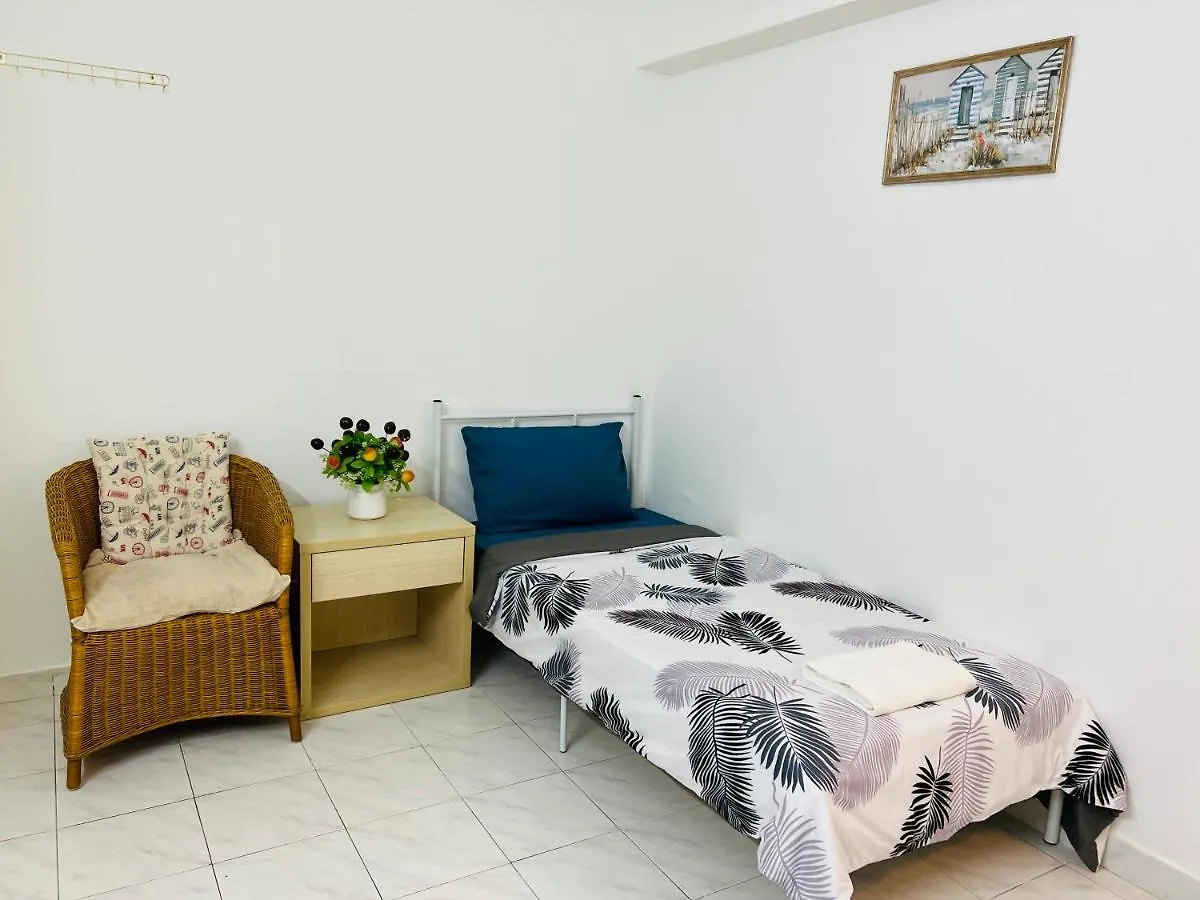 Apartment Kl Rinas Best Homestay At Bukit Bintang City Center Kuala Lumpur